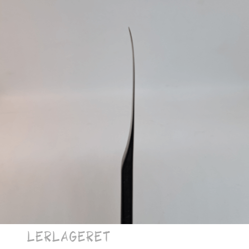 Poleringsværktøj fra Lerlageret.com lavet i horn. Bøjelig og velegnet til at glitte runde former og indvendig i f.eks. låg.